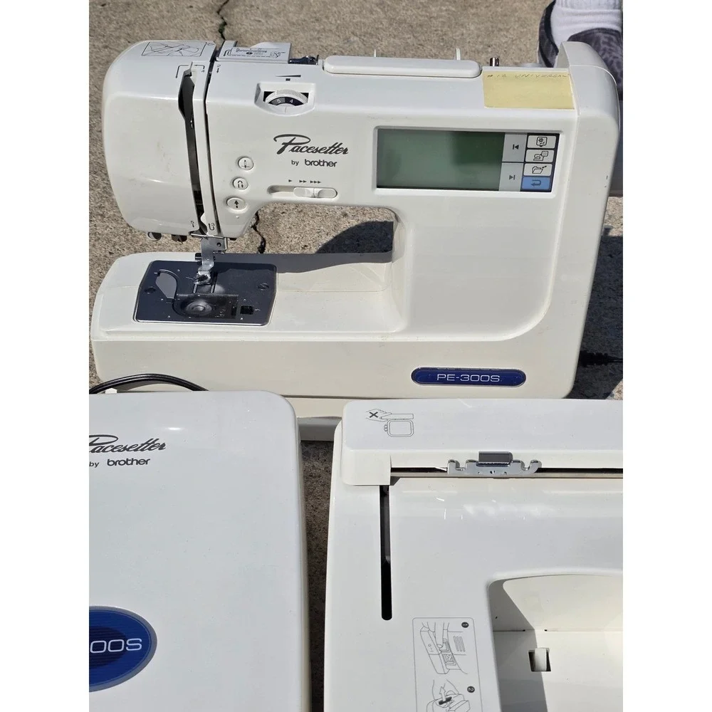 Brother Pacesetter PE-300S Computerized Sewing Embroidery Machine Japan Case